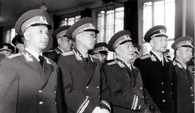 1955年授衔的1048名开国将帅，如今仅有2人仍健在，他们是谁？