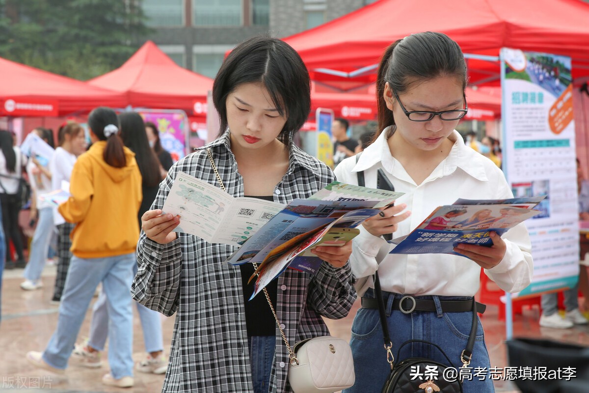 全日制大学是什么意思（全日制本科与非全日制本科5点区别）