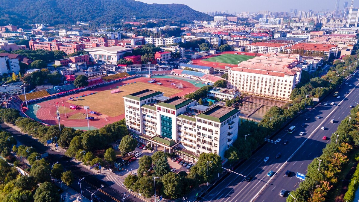 女子大学（这4所院校适合女生报考）