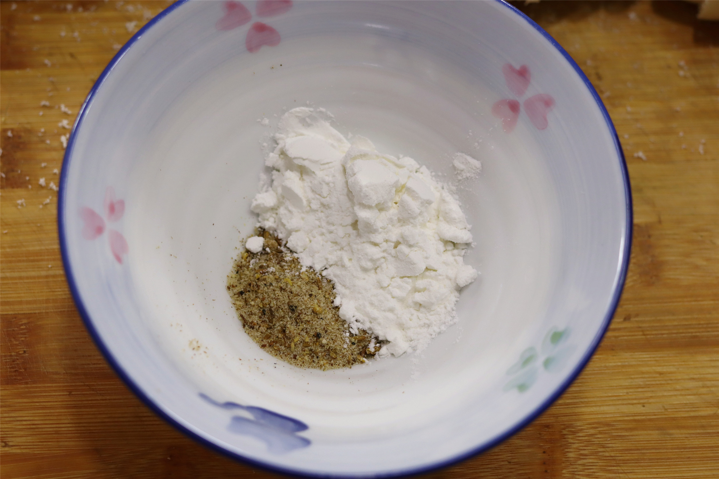 炸馒头片，别下锅就炸，不酥脆，教你正确做法，金黄酥香，不回软