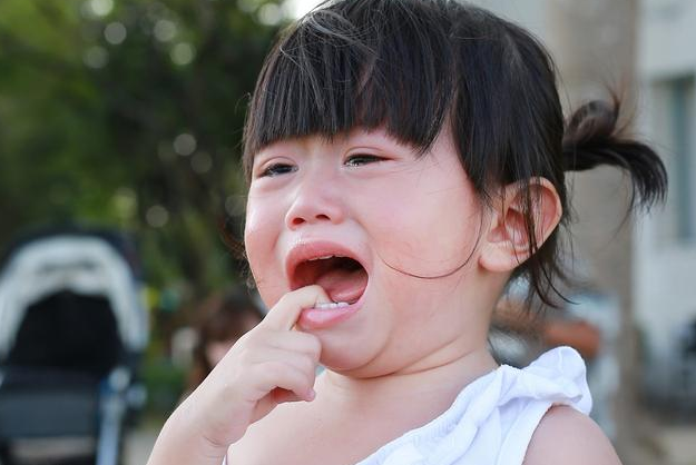 孩子总是易怒易暴躁？想要打破与孩子的僵局，3点引导家长要做好