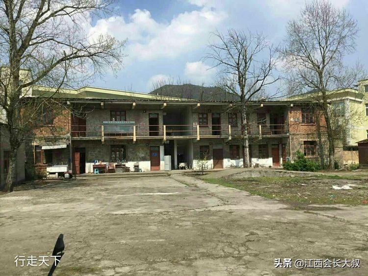 息烽县原驻县企业厂区遗址