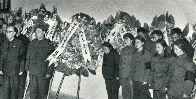 十大元帅墓地今何在？元帅们去世后都葬在了哪里？苍松翠柏掩忠魂
