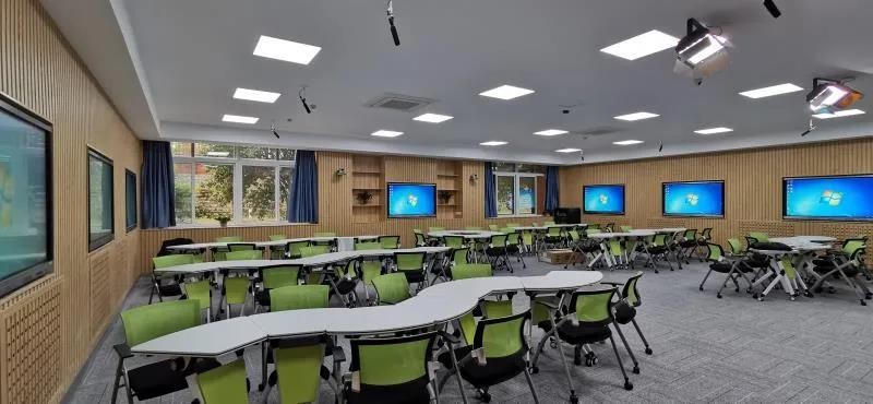 智慧教室、临靠景点，空调暖气一应俱全！山东财经大学等你来