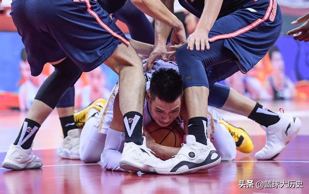 林书豪林疯狂为什么退出nba(就在刚刚！林书豪宣布最大决定，苏群一语道出离开原因)