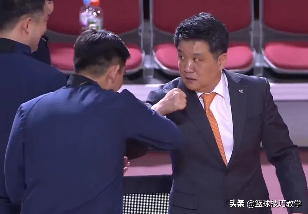 为什么看不着cba比赛呢(NBA解说员发文：CBA可以看吗？CBA将成为全世界唯一篮球顶级联赛)