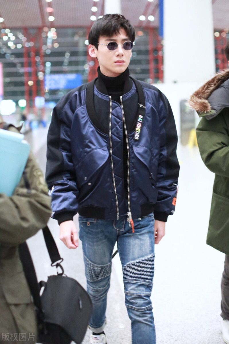 白敬亭出道七年，初吻送给马思纯，反向追星奥运冠军杨倩