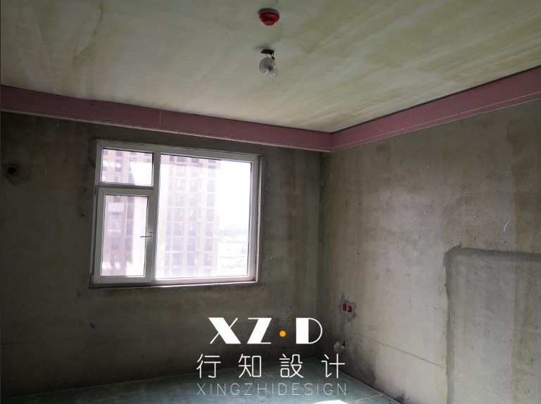 施工跟踪：电视墙暖咖色，其他墙面浅灰色，设计师不同阶段分享