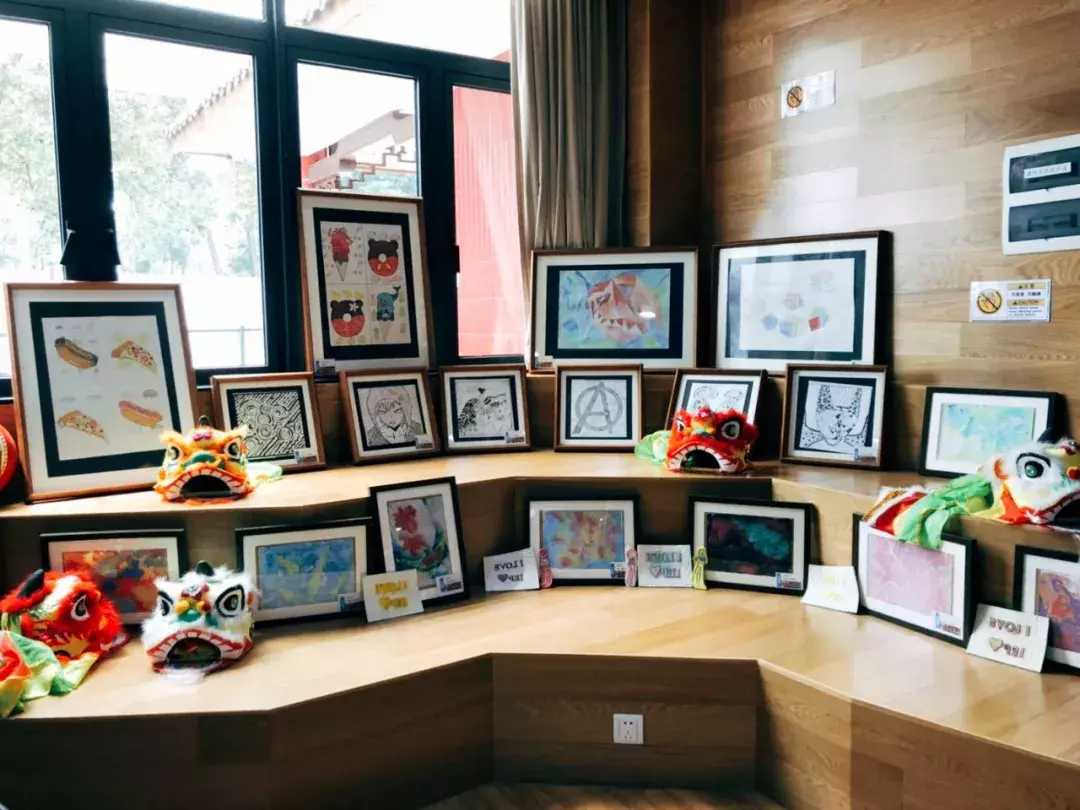 读外国语学校吗？ 学生自信开朗，成绩好，出口多那种！