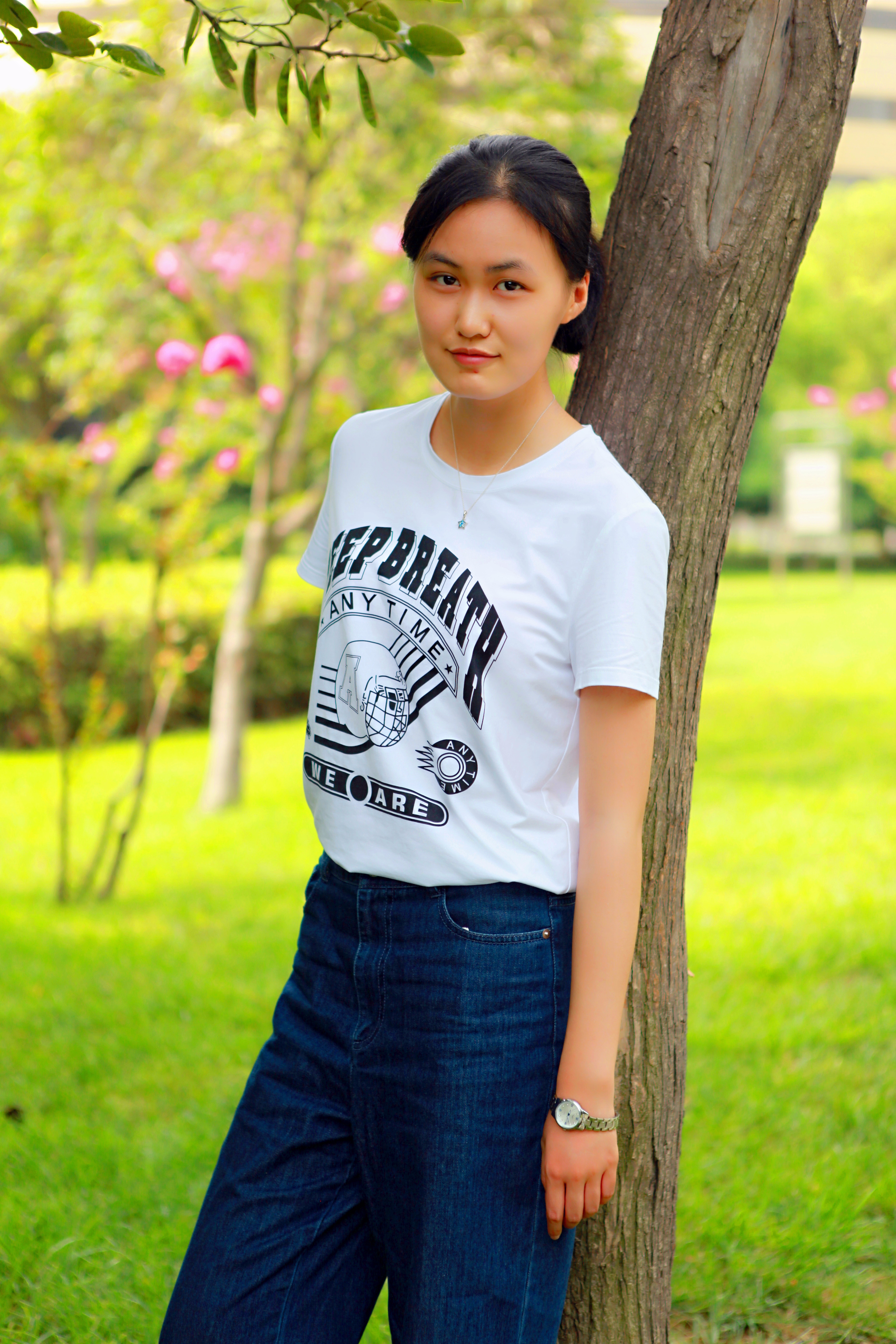 郑州外国语学校2017高考成绩（河南理科第一724分李育君）