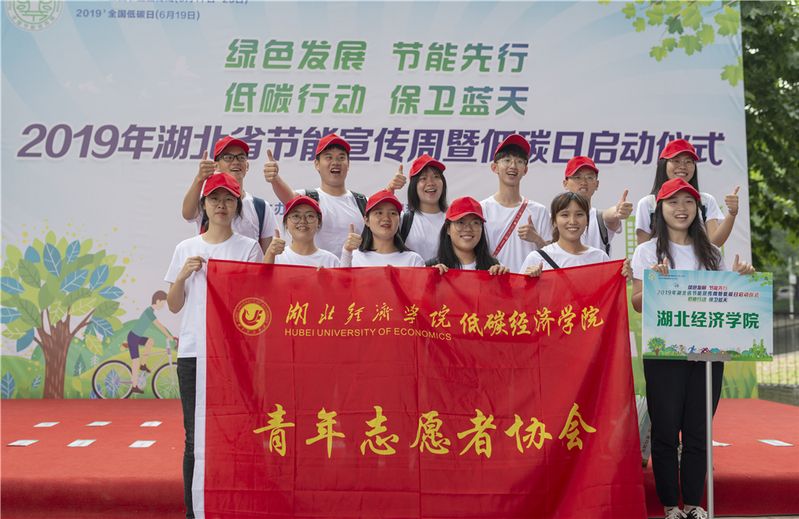 国家重视！这类人才成为“香饽饽”，毕业生大多进入银行、国企，成为公务员！