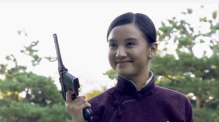 曾打败甄嬛爆冷夺得视后，现两剧霸屏口碑爆棚，这个女演员够劲