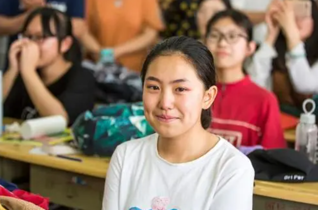 高考迎来“大变化”，一二三本或取消，学生和家长不知所措