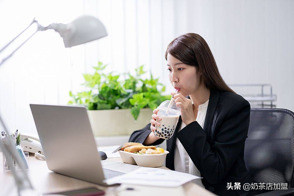长方形奶茶店装修风格选择指南