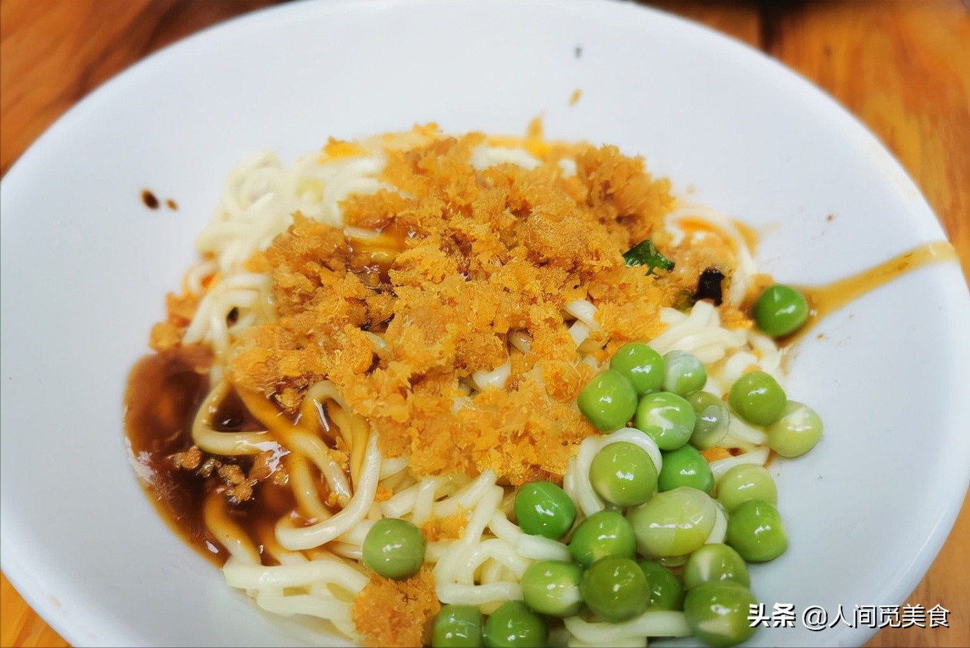 成都这家面馆规矩太多，担担面只能点1两，有人专门坐飞机来吃