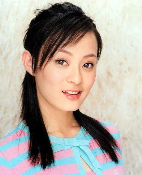 19年前被孙俪资助的"白眼狼"向海清,走到今天的结局该怪谁呢?