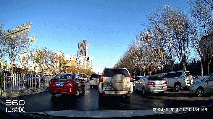 3K畫質自帶電子狗，360行車記錄儀K680，不管白天還是晚上都清晰