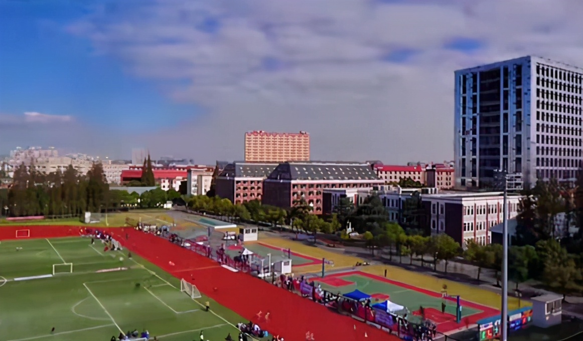 上海这所“豪横”211，分数线比985还要高，四大会计事务所争着抢