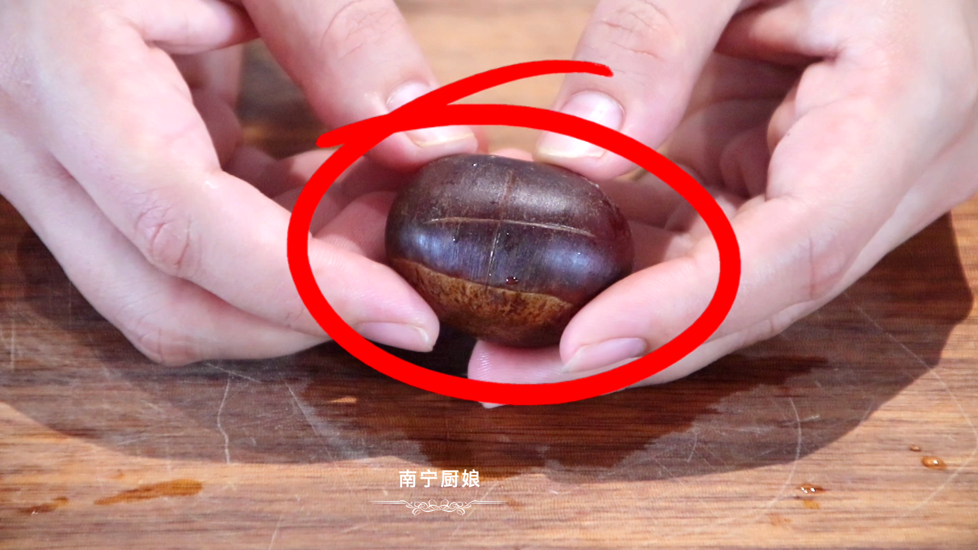 糖炒板栗原来做法这么简单，一个电饭锅就搞定，个个开花香甜粉糯