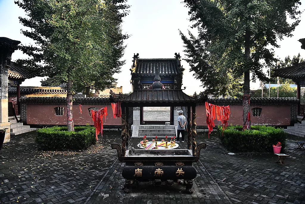 “门环轻扣,岁月悠悠”,请打开大汶口这本书...