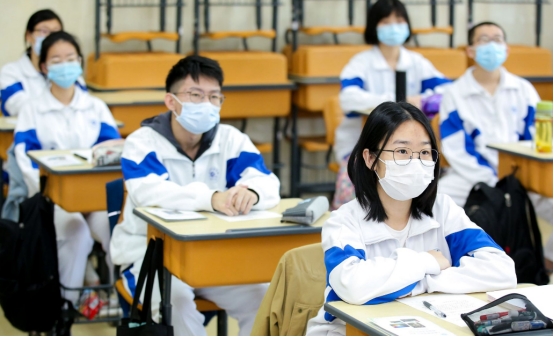 这3所二本大学，毕业生90%都是“端碗大师”，成为公务员几率大