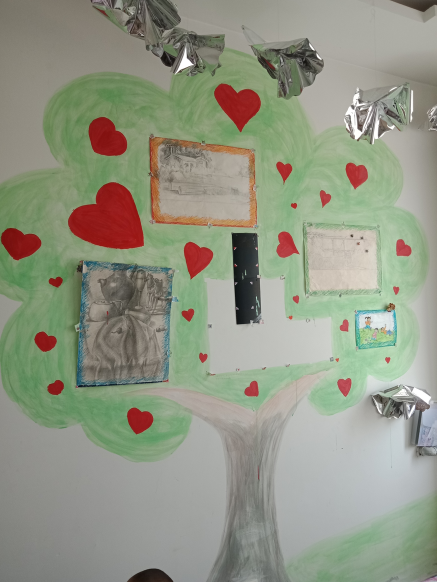 庆阳19岁女孩被班主任猥亵跳楼自杀：班主任二审获刑两年当庭翻供，48岁父亲彻底垮掉