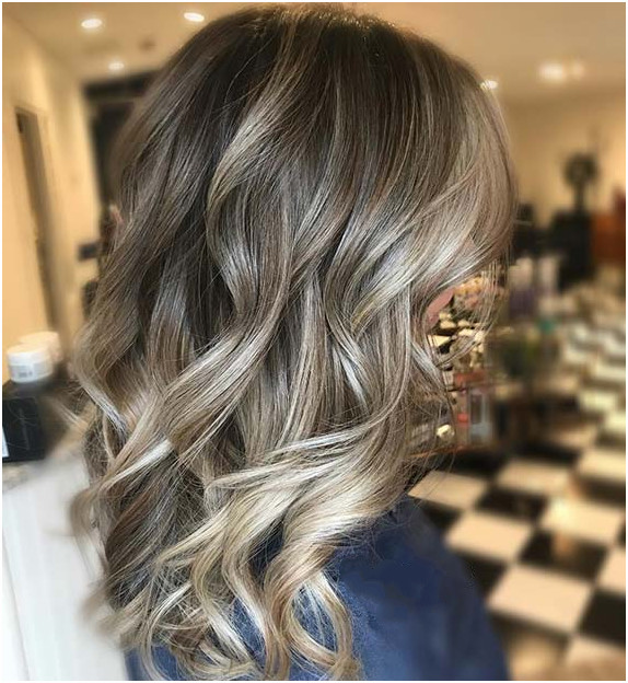 17款热门棕灰色调发型,样式惹人爱,看你喜欢哪种?