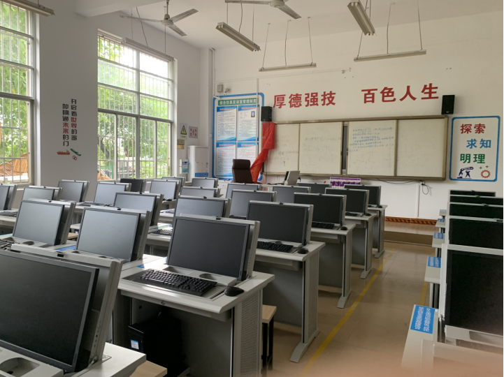 电气工程系2019年自治区职业教育示范特色专业及实训基地