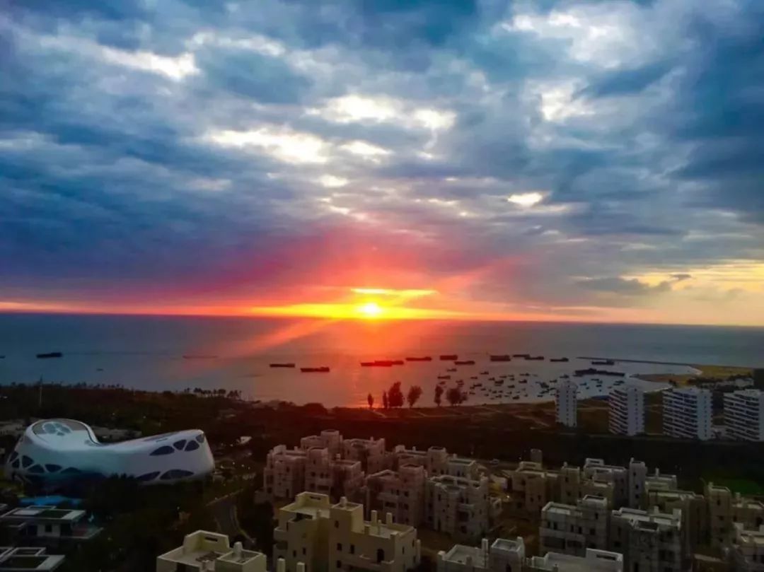 海南乐东有个宜居新区，气候好，物价低，离三亚近，适合避寒过冬