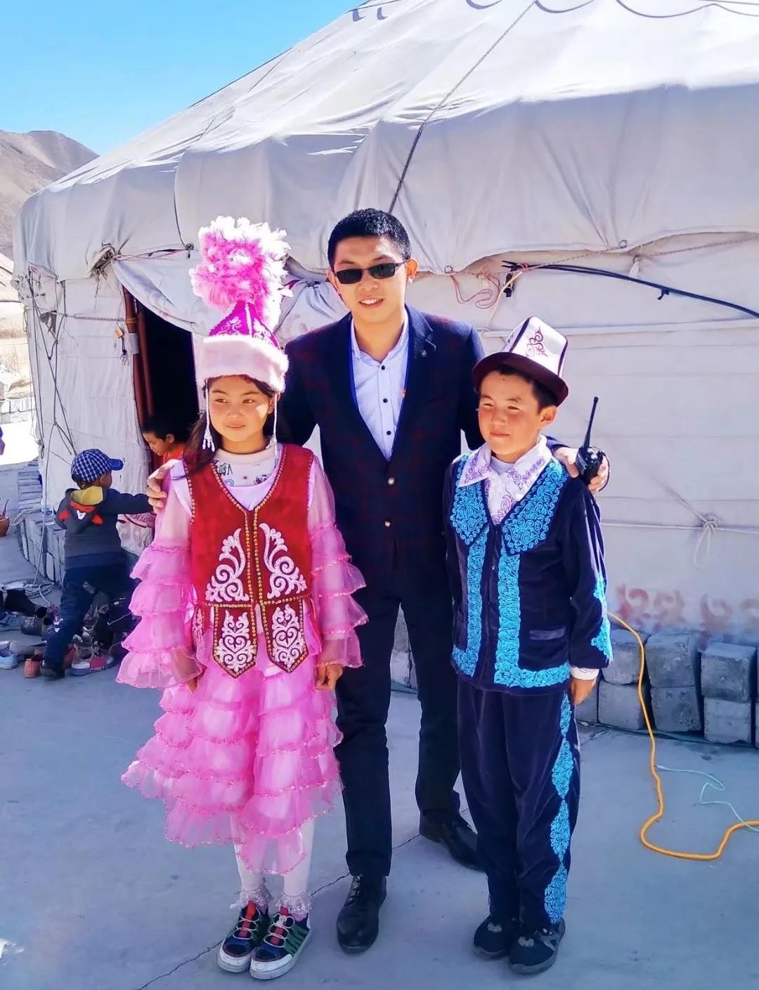 北京名校毕业，他毅然奔赴新疆，带领全村612人脱贫