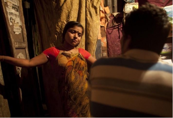 孟加拉妓院村12英亩村庄汇聚1600名女性，永无翻身之日的人间炼狱