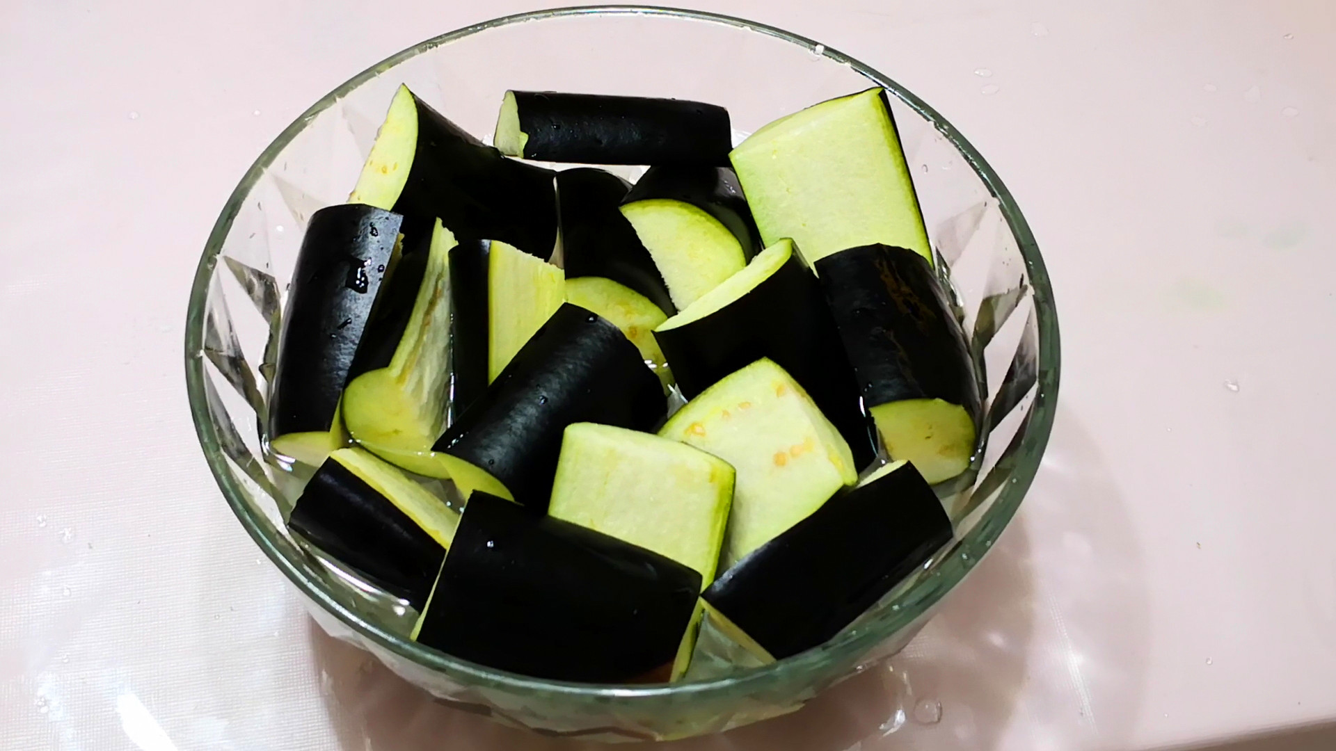 茄子怎么做好吃,茄子怎么做好吃又簡單