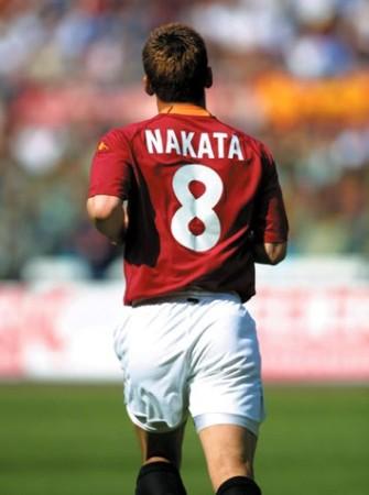 3,神灯兰帕德(英格兰)切尔西历史上的传奇,现任球队主教练的兰帕德在