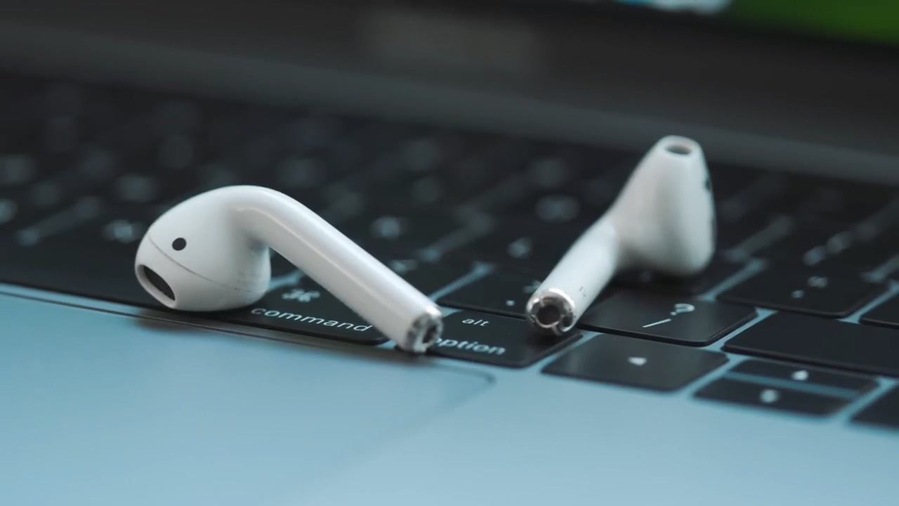 临近双11，iphone11授权代理商优惠1200多，购机直接送airpods2