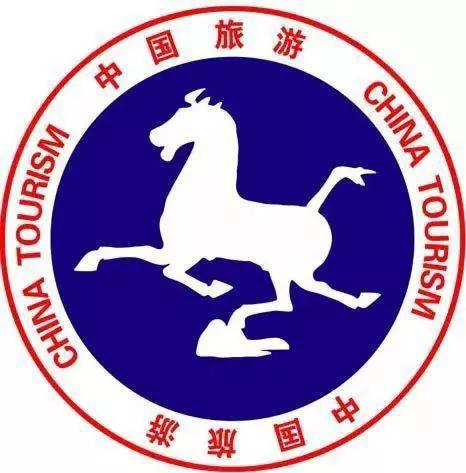 马踏飞燕青铜器正面照展示古代骏马奔腾瞬间