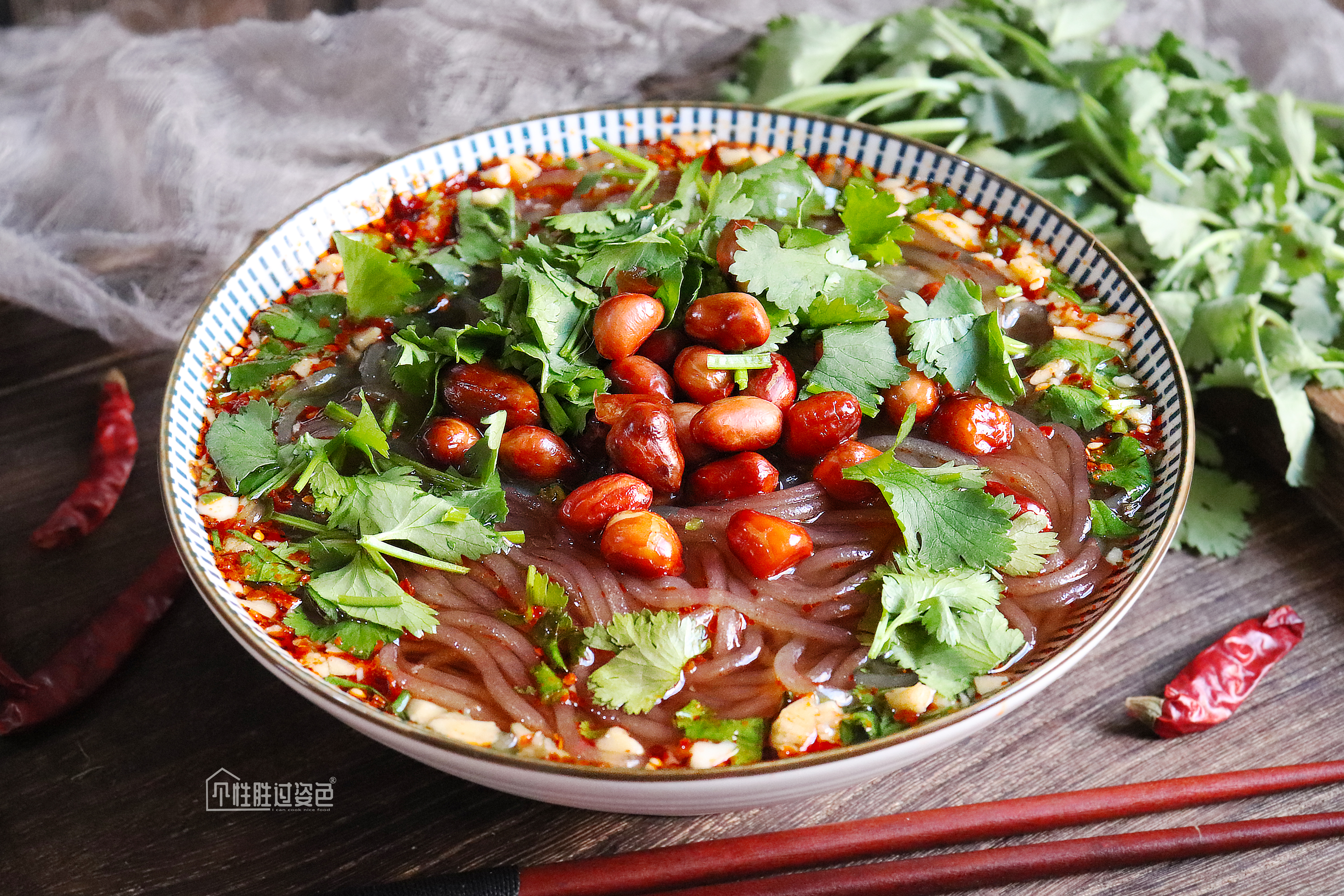 开店20年的老师傅教您正宗酸辣粉做法，秘制配方免费送，记得收藏