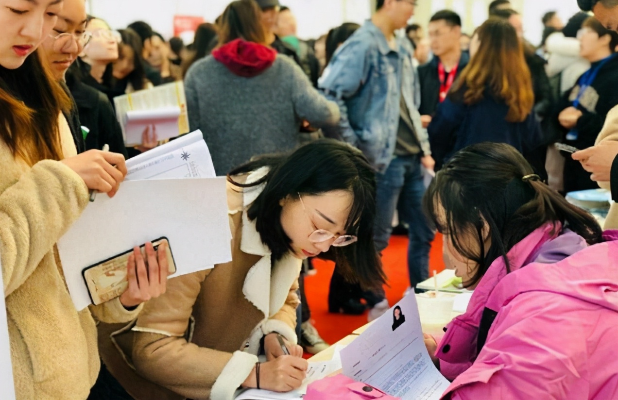 比本科还挣钱的4大专科专业，毕业后工作稳定，“捞金”能力强