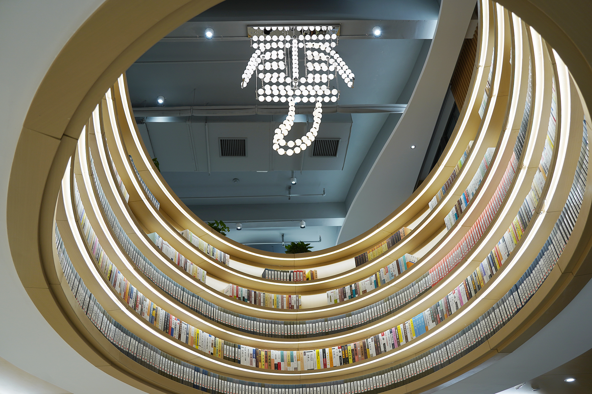 江浙沪包邮区推荐一处仙境，仅需2晚3天，国庆长假余额足还来得及