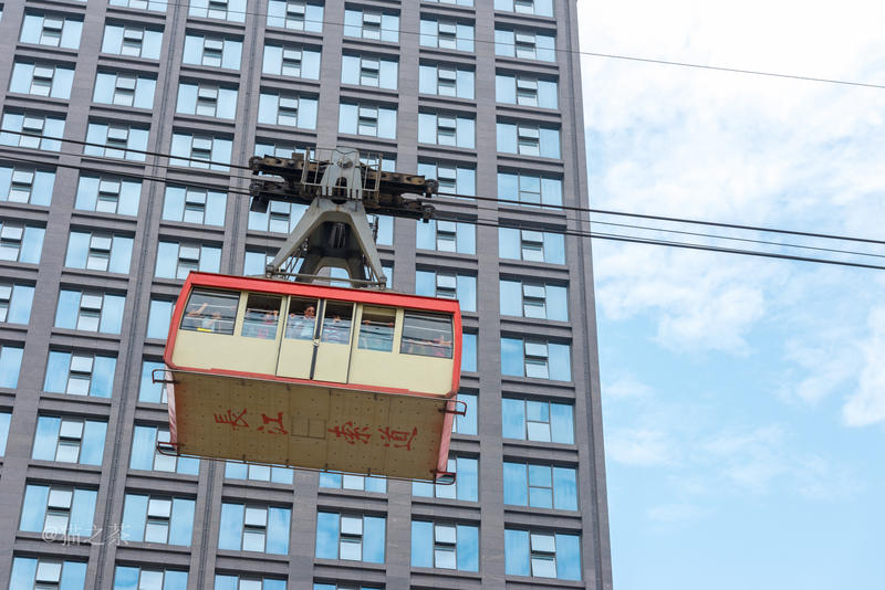 山城重庆，轻轨出行，玩转8D网红城市