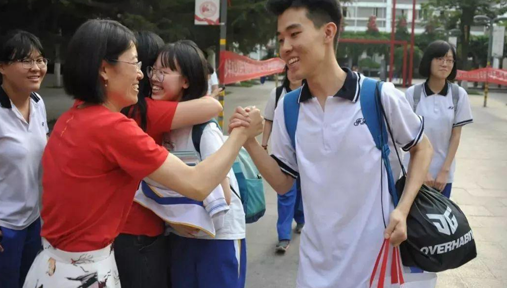 你知道高考“大小年”规则吗？今年应该如何报考，你了解吗？
