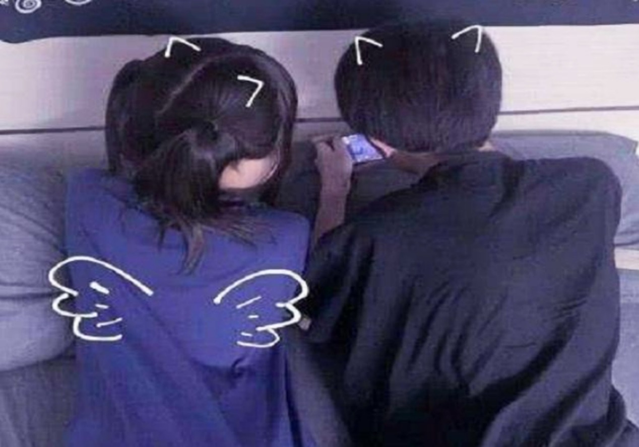 家长痛哭求助：刚上大学的女儿怀孕，孩子还不自知扬言要生下来