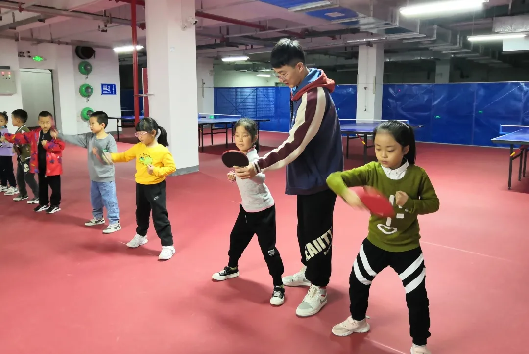 西安市長(zhǎng)安區(qū)第三小學(xué)讓校園生活豐富多彩(圖16)