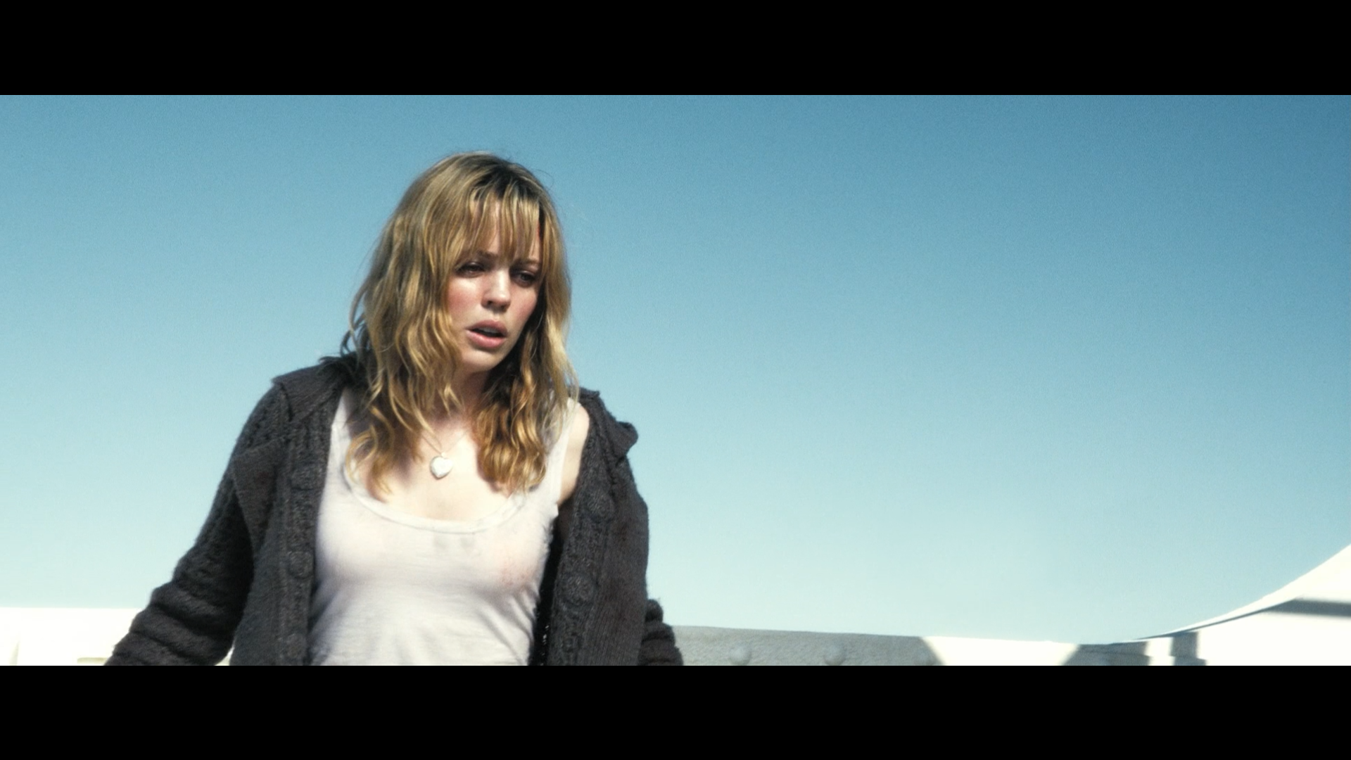 《恐怖游轮》:深度解析这部,披着恐怖外衣的经典悬疑电影