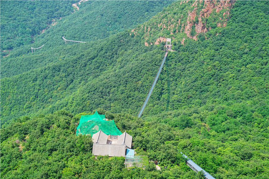 初夏河南，找寻童心，邂逅伏羲山的斜阳，一颗心萌化在云上牧场