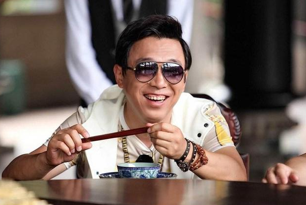 黄渤拍摄第一部电影《上车,走吧》时,又呆又萌又搞笑