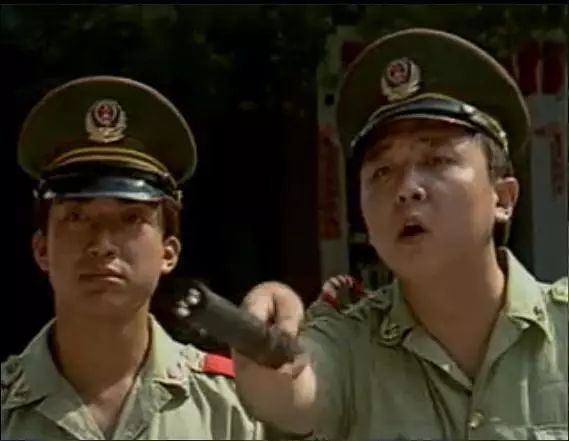 抽烟喝酒烫头，摇滚影帝相声，“京城富少”于谦瞒了观众多少？