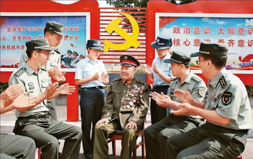 2021年授勋，中央下令将河北老兵抬进人民大会堂，他有何特殊身份