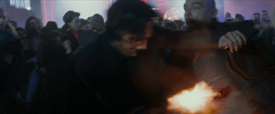 为了狗，他一个人杀死了500个人！这部清爽的R级电影全过程都是流汗倒地的。