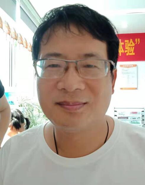 评读余秀华《就做一朵落败的花》