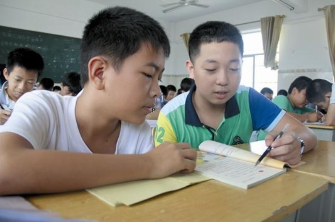 老师不像老师，学生不像学生！现在的学校更像是一个培训班